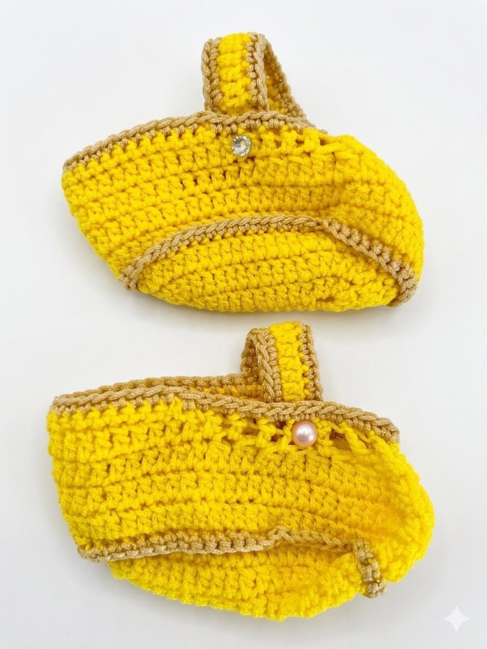 Hand‑Knit Baby Booties – Yellow – Size 1 – Structured Yarn – Newborn Photo Prop